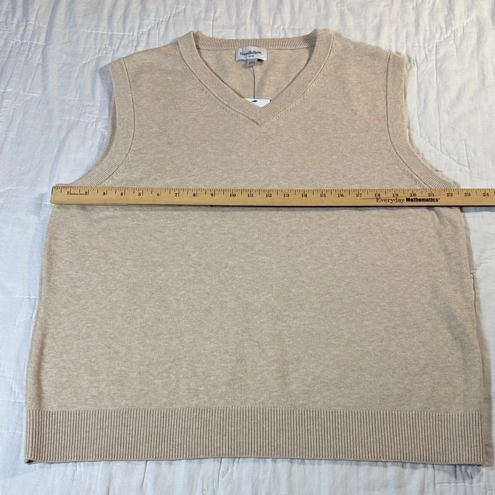 Men's Goodfellow‎ & Co Oatmeal Tan V-Neck Knit Sweater Vest Size L NWT